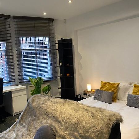 Апартаменти Beautiful Modern Studio In High Street Kensington Лондон Екстер'єр фото